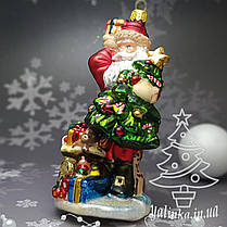 Скляна ялинкова іграшка Санта с елкой и подарками Komozja Family Santa Claus, фото 5