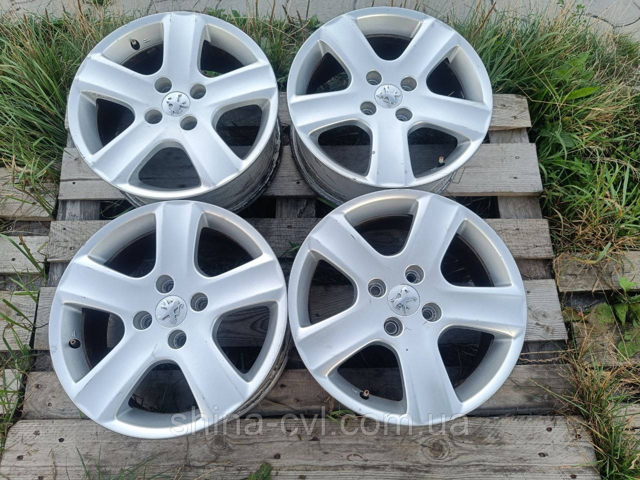 Диски 4.108 r16 6.5j et31 dia65.1 Peugeot 207/208/301/307/5008/Partner; Citroen Berlingo
