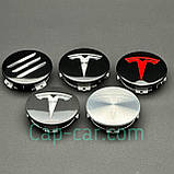 Ковпачок, заглушка для колісного диска Тесла. Tesla, чорний з хромованим логотипом. 57 мм., фото 3