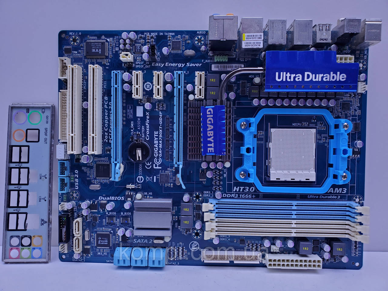 Материнська плата sAM3 Gigabyte GA-MA790XT-UD4P (Socket AM3,DDR3,б/у)