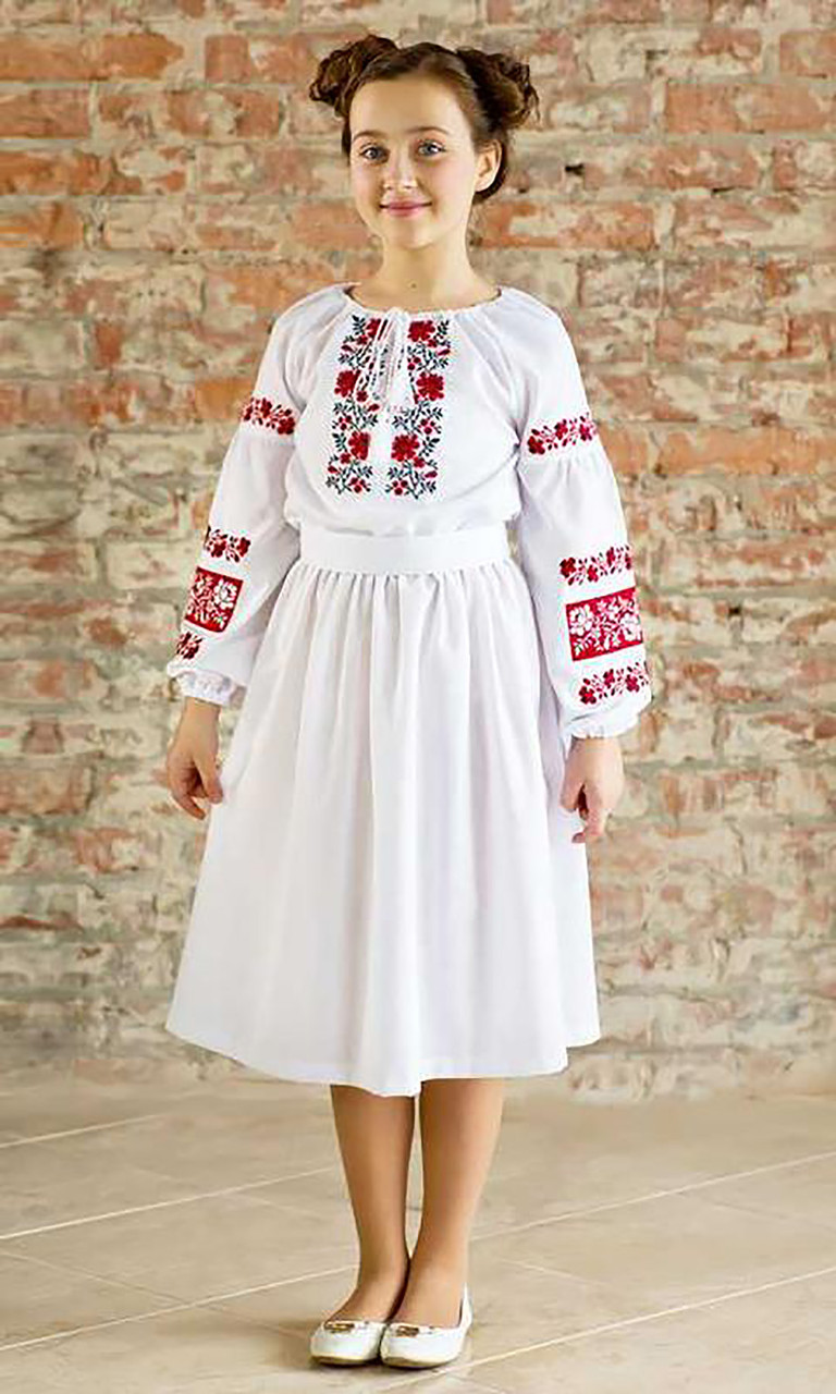 Білосніжна сукня на дівчинку з традиційною вишивкою червоно-чорними нитками. Українська вишита сукня з бавовни.