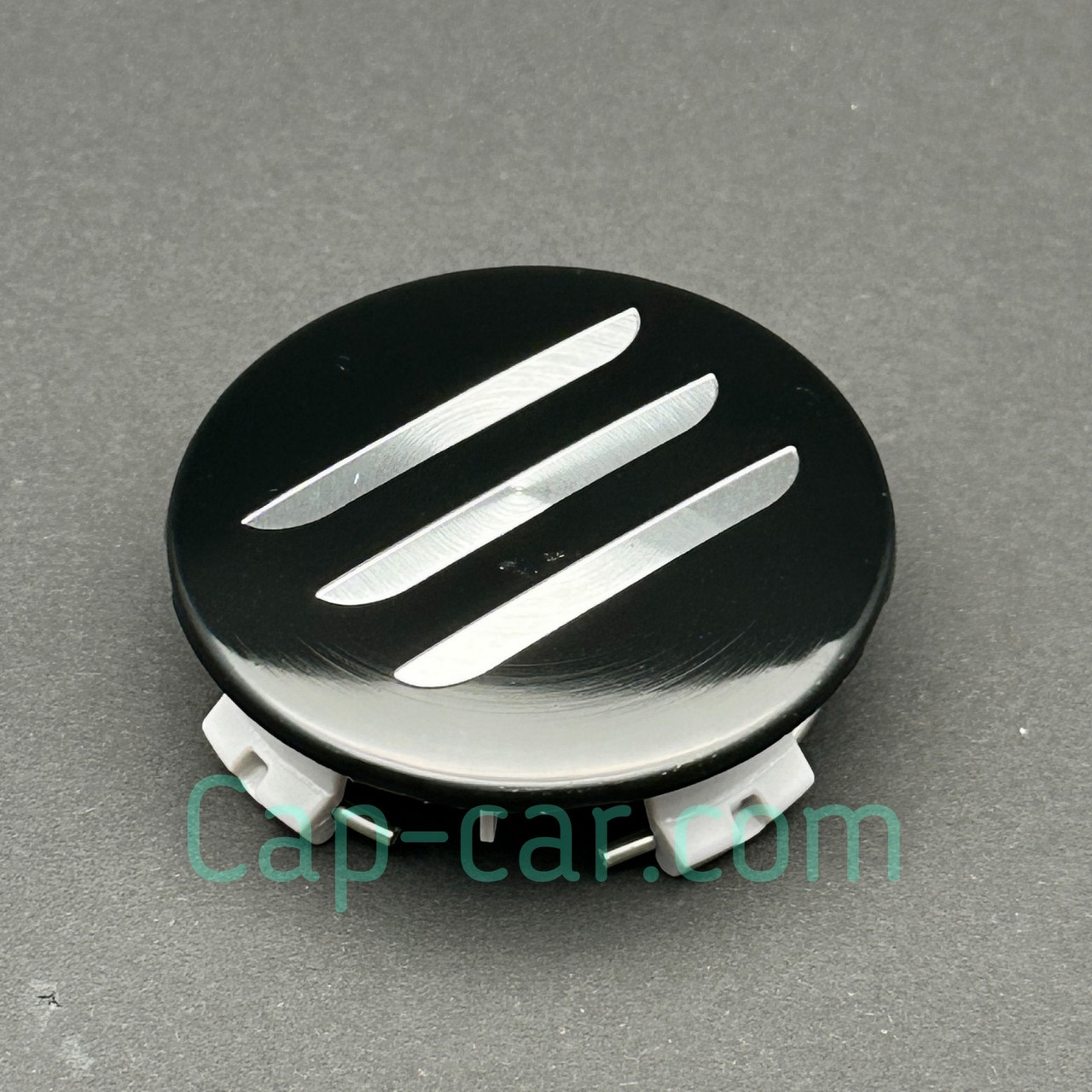 Ковпачок, заглушка для колісного диска Тесла. Tesla, чорний з хромованим логотипом. 57 мм., фото 1