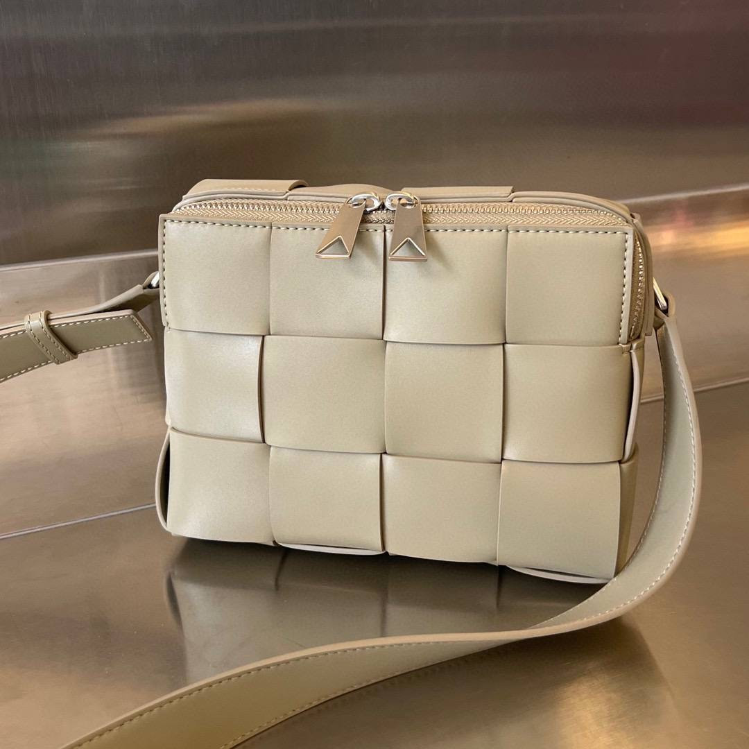 Чоловіча сумка Bottega Veneta
