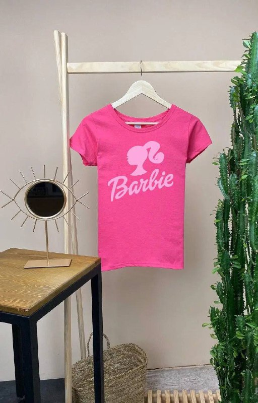 Стильна жіноча футболка з принтом "Barbie",РОЗМІР 48
