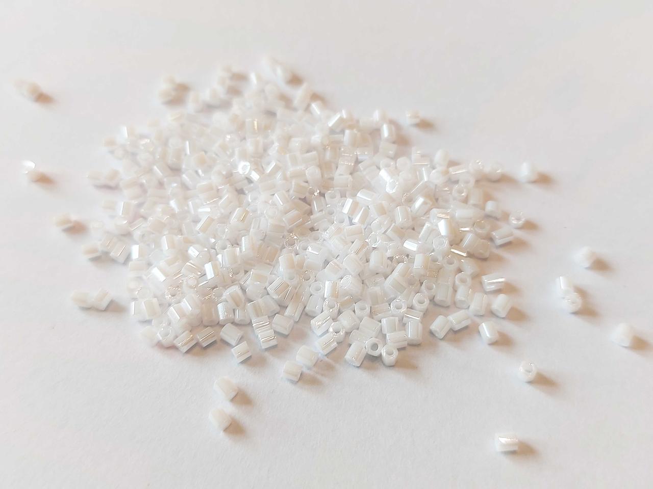 Рубка Бісер японський  ( 5 грам)  MATSUNO МАТСУНО 11/0, №766 білий