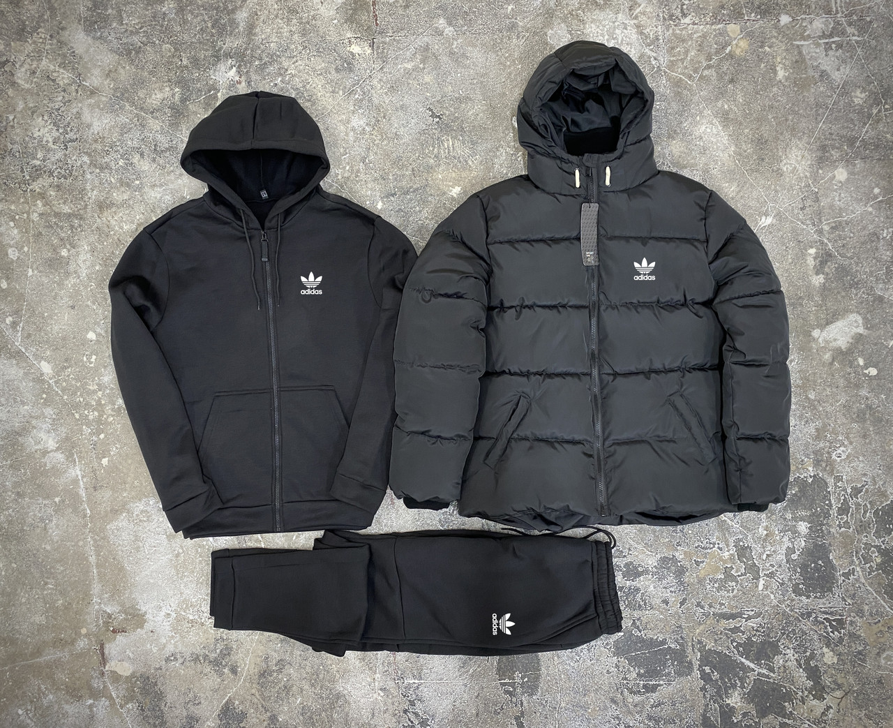 Комплект 3 в 1 Куртка зимова чорна + спортивний костюм Adidas кофта на змійці та штани чорного кольору Адідас