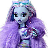 Лялька Монстер Хай Еббі Бомінейбл з вихованцем Monster High Abbey Bominable Yeti with Pet Mammoth Tundra HNF64, фото 3