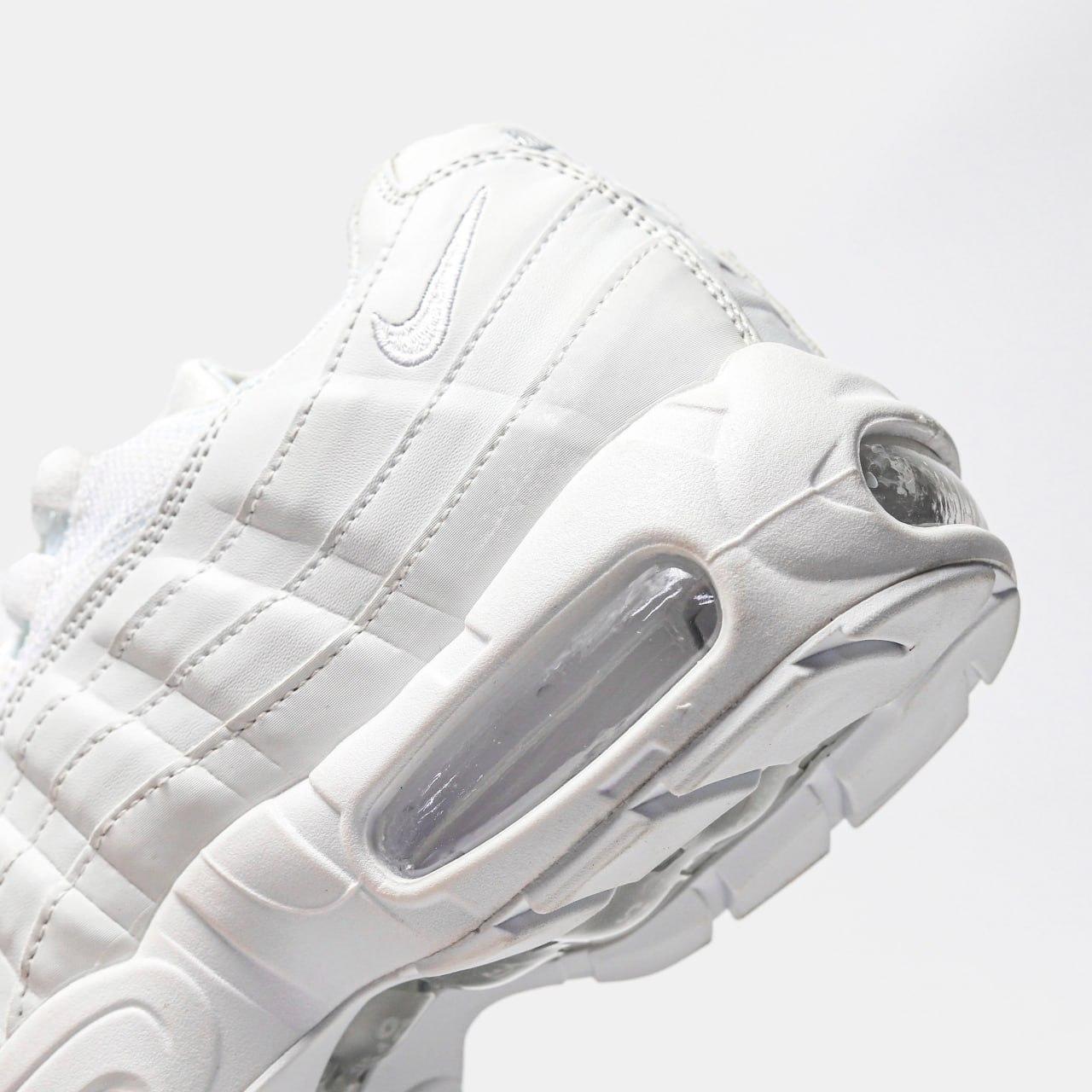 Nike air max 95 white best sale blue pink
