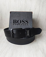 Мужской черный кожаный ремень Hugo Boss в деревянной коробке хорошее качество