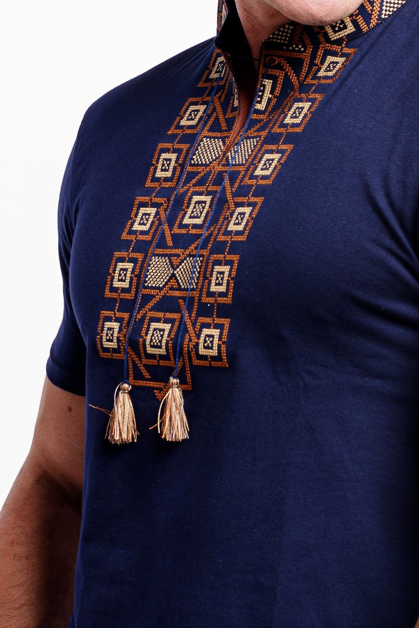 Модная мужская футболка с вышивкой «Оберег с коричневым» S - фото 4 - id-p1528152541