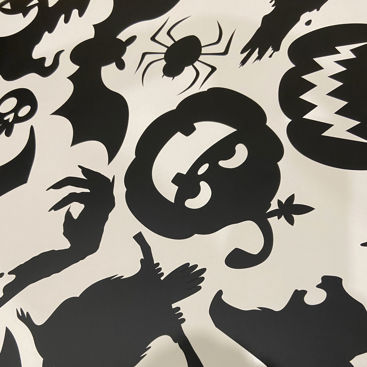 Набор наклеек на стену Страшный Хэллоуин (ведьма привидения тыквы коты руки сова паук череп) Черный матовый - фото 5 - id-p1960713625