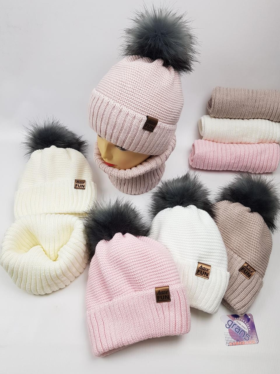 Підліткові в'язані шапки оптом на флісі для дівчаток, р. 52-54, Grans (Польща), фото 1