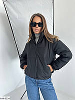 Короткая женская куртка-бомбер осенняя на молнии с карманами воротник стойка под горло размер 42-46 оверсайз