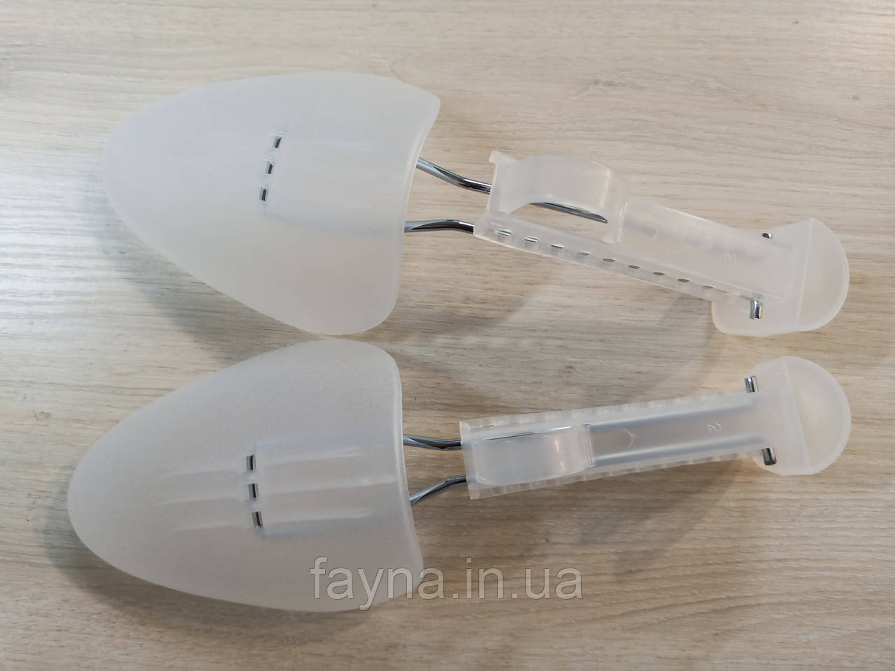 Формотримач для чоловічого взуття з регулятором (пластик, прозорий)