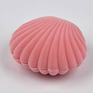 Футляр ракушка розовая бархат для ювелирных изделий под кольцо, серьги, кулоны и цепочки размер 5,5Х6Х3,5 см
