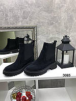 Женские короткие черные замшевые ботинки зимние на меху 36 38 40 р