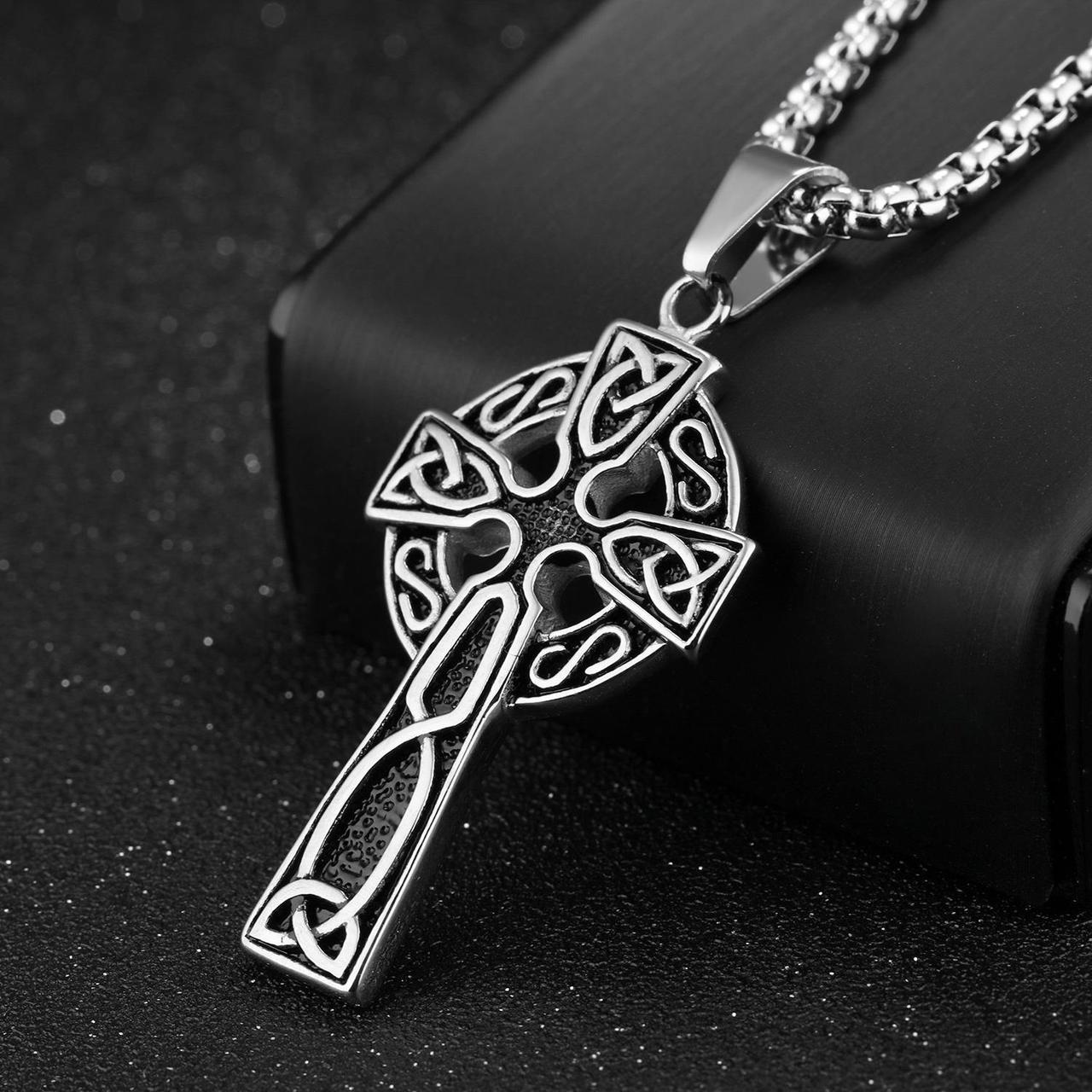 Кулон на цепочке стальной древний кельтский крест оберег - мистическими древними знаками защиты - фото 4 - id-p1962582580