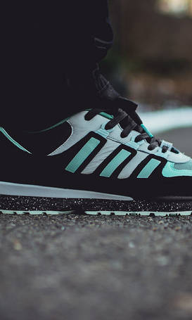 Adidas кросівки ( різне )