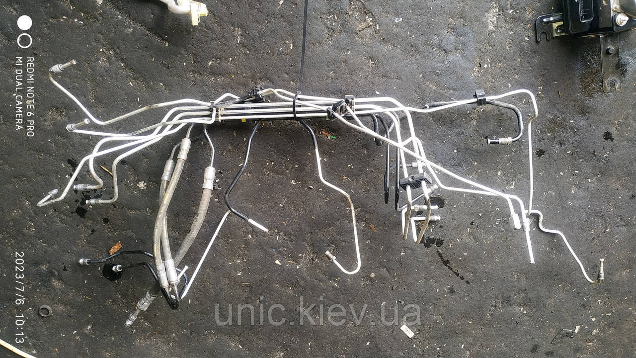 Трубки гальмівні Рено Зое б/в