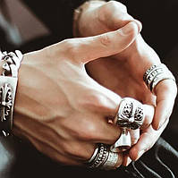 Чоловічі персні та каблучки: гід по стилю та символізму