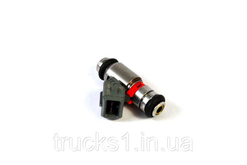 Паливний інжектор FIAT PUNTO SEAT CORDOBA, CORDOBA VARIO, IBIZA II SKODA 105,120, FELICIA I, OCTAVIA I VW