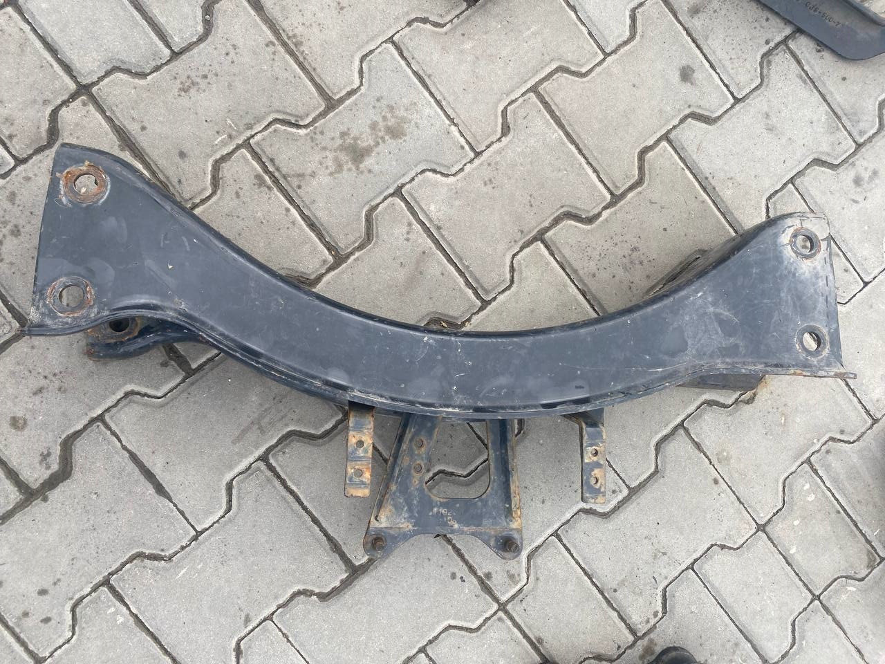 Траверса рами передня б/в MAN TGX EURO 6 (81412800055, 81412500132) оригінал, 500х300х1100 мм, фото 1