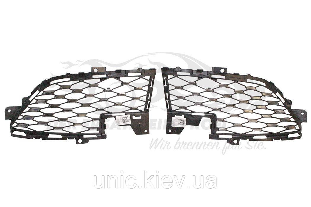 Решітка переднього бампера Рено Зое рестайл (Renault Zoe Lift) комплект новий, фото 1