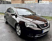 Дефлекторы окон на скотче GEELY EMGRAND EC7 хэтчбек 2011-2014 AV-Tuning ветровики на двери авто