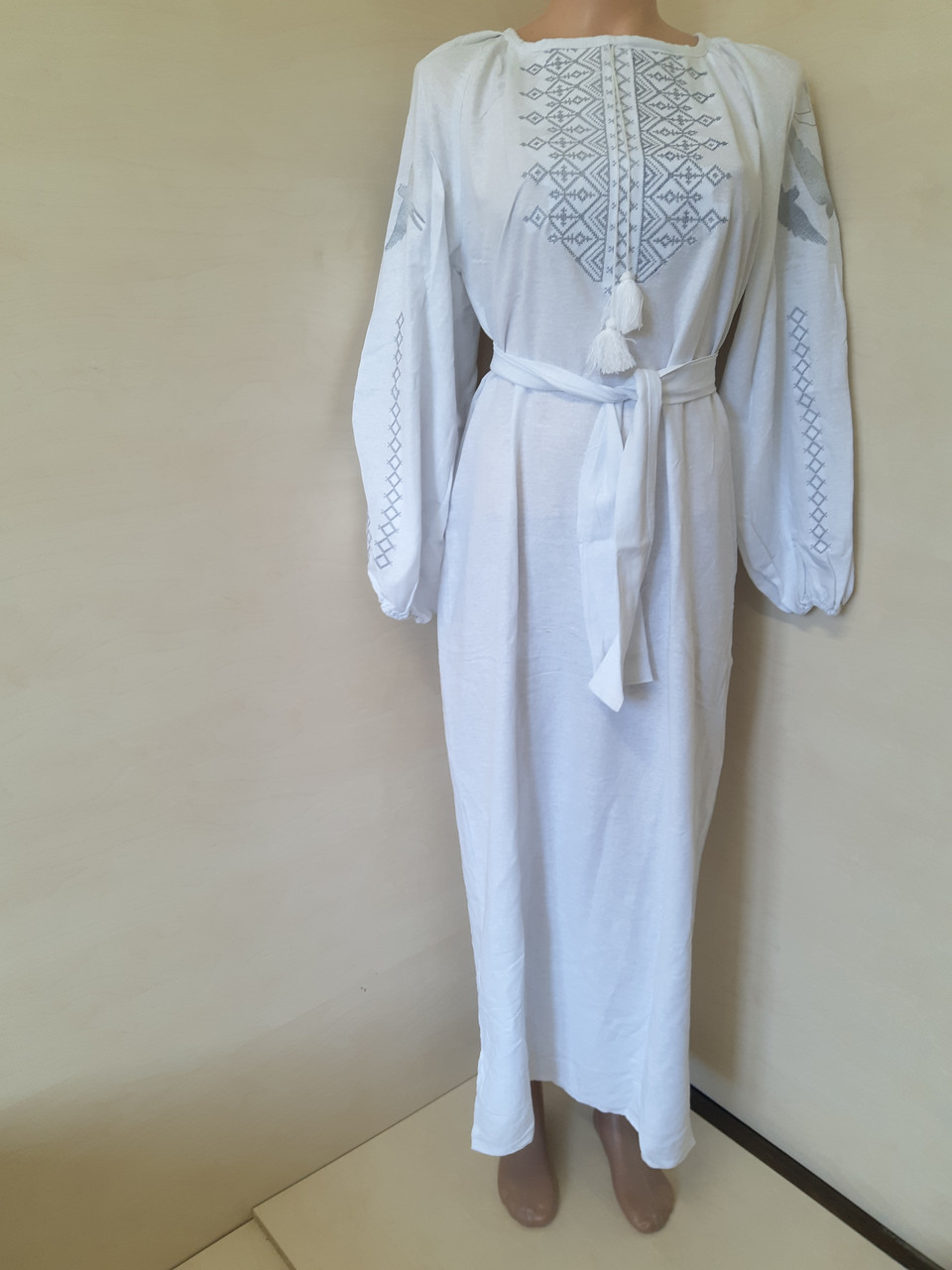 Лляне плаття Вишиванка жіноче для пари максі бежеве сіра вишивка р.48 50