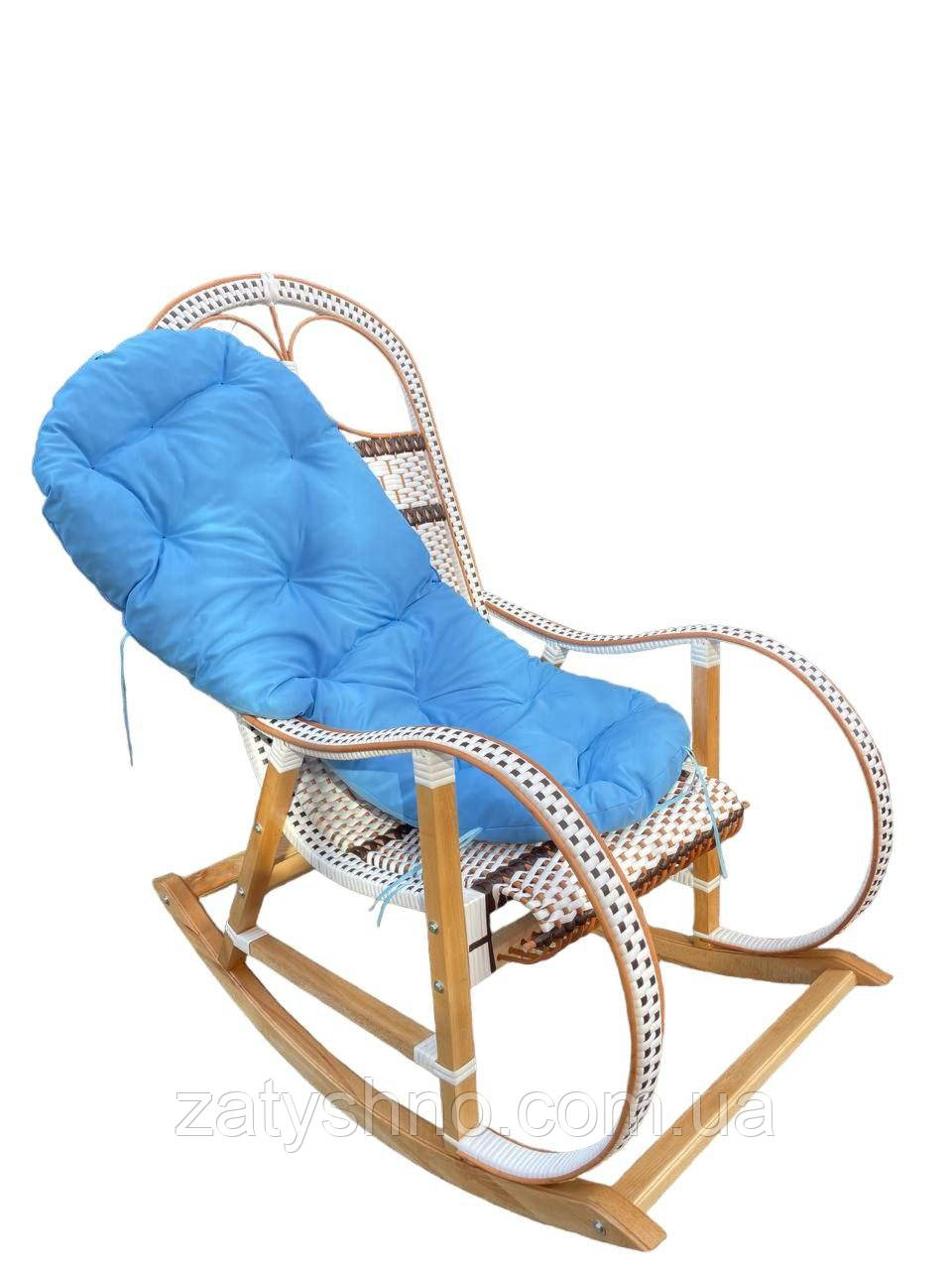 Крісло-гойдалка плетене з лози з накидкою
