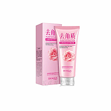 Відлущувальний гель-котка Bioaqua для обличчя з екстрактом троянди Rose Moisturizing Cleaner 120 ml