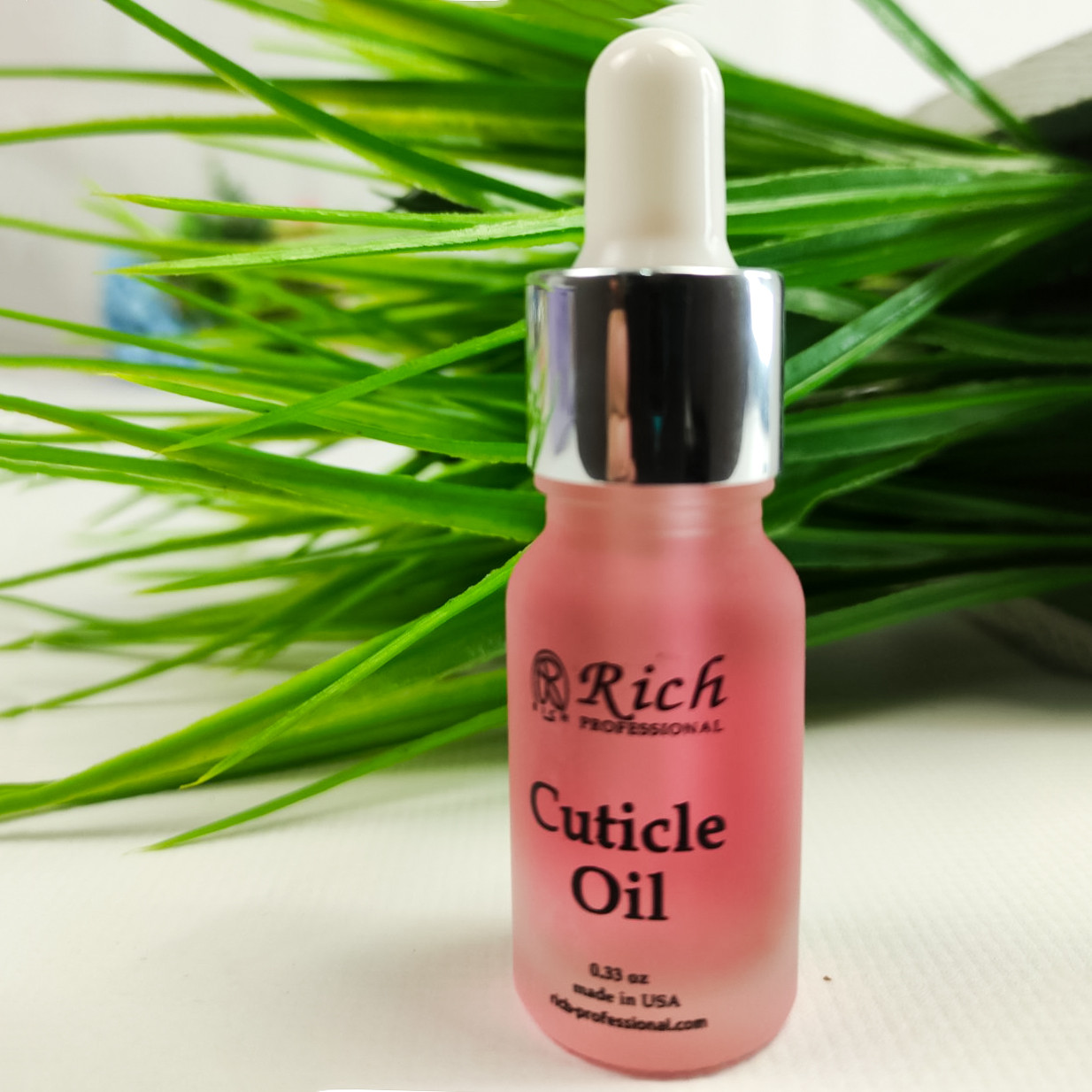 Олія для манікюру зволожуюча для нігтів та кутикули з піпеткою Rich з вітаміном Е, 10 мл манікюрна олія, фото 1