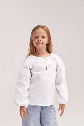 Вишиванка для дівчинки MEREZHKA  "Орнамент" з білою вишивкою, фото 2