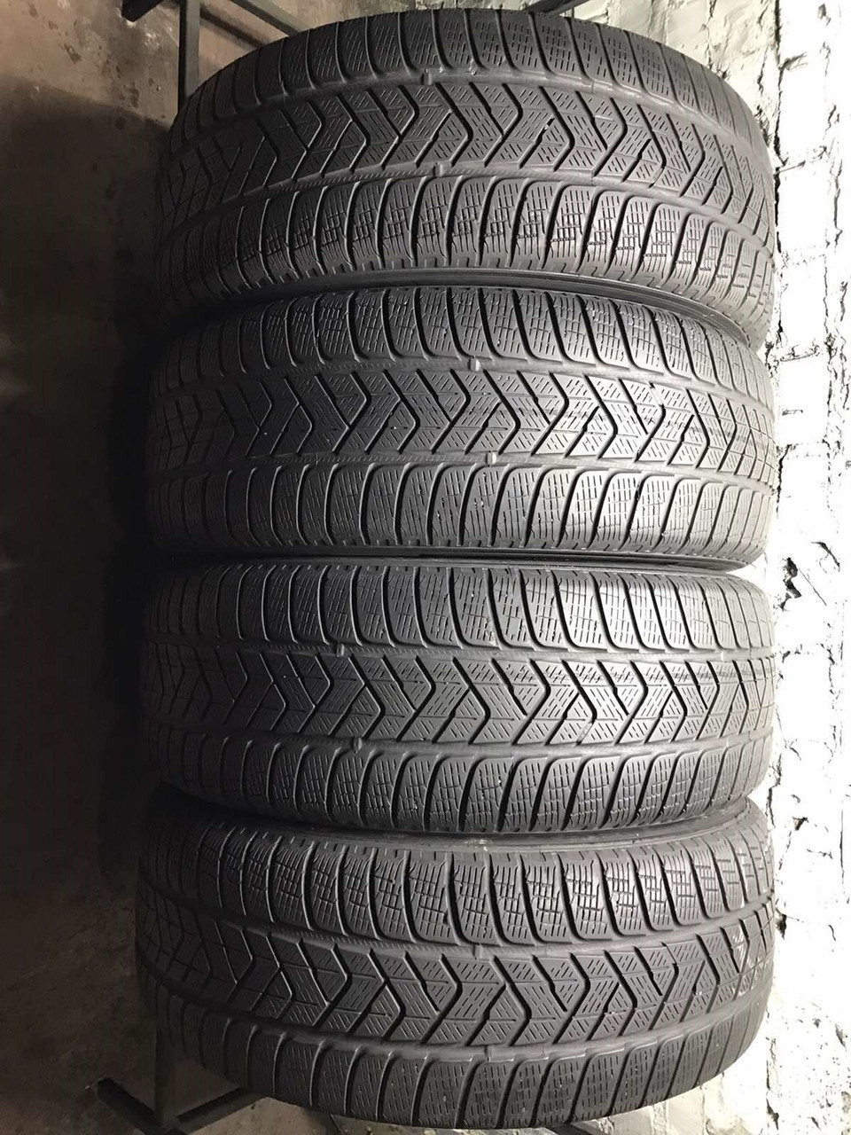 Купить Зимние шины б/у 235/65 R17 Pirelli Scorpion Winter, цена 6000 ...