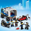 Конструктор LEGO City 60276 Транспорт для перевезення злочинців, фото 8