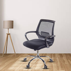 Крісло офісне комп'ютерне АКЛАС Ларк Чорне Крісло конферцеонне практичне на колесах із підлокітниками