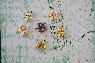 Ґудзик "Сніжинка різнокольорова"