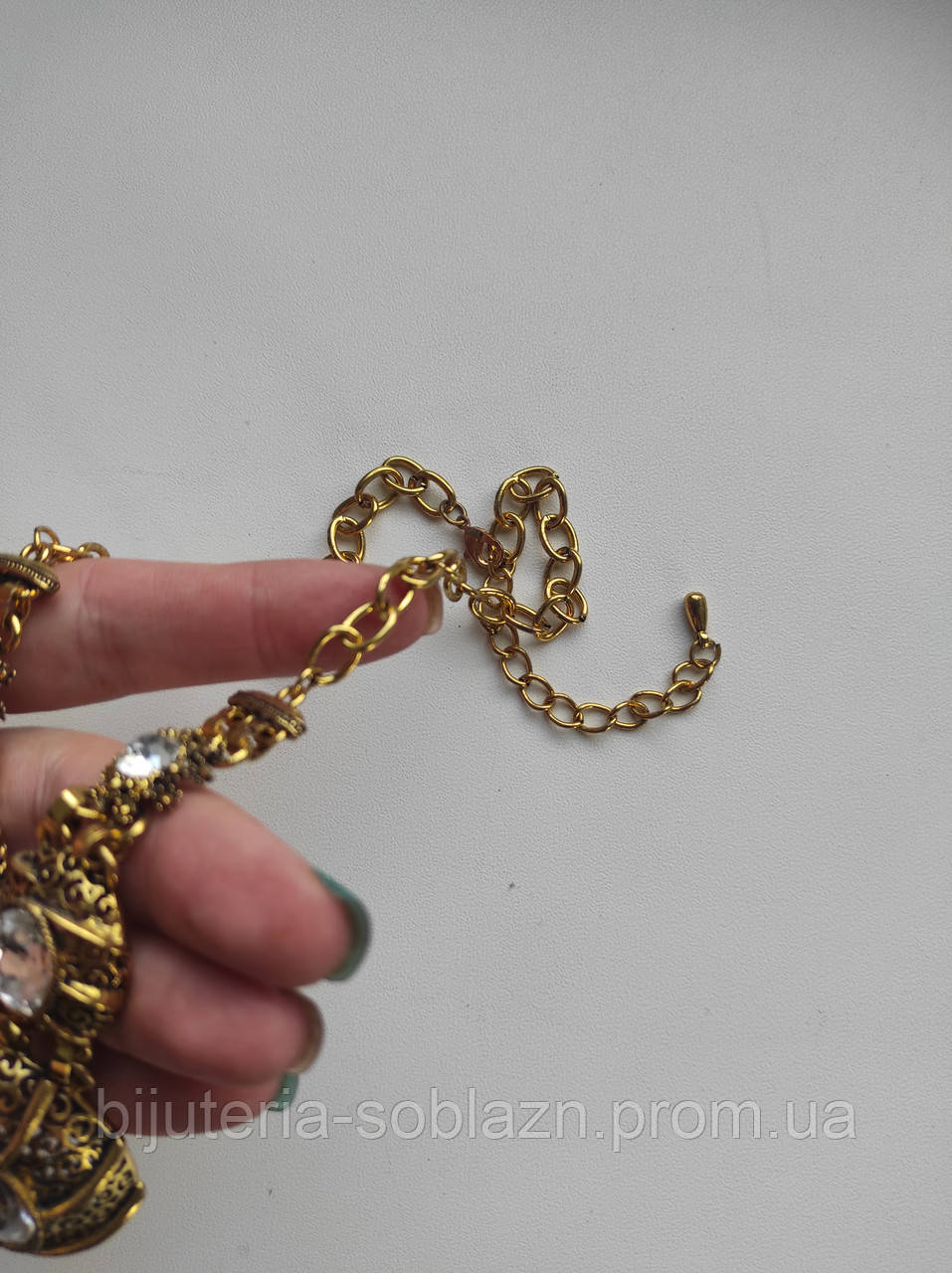 Золотистая бронзовая подвеска колье цепь на шею со стразами крупные камни - фото 5 - id-p255801671
