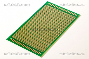 Плата макетна склотекстоліт PM 90х150mm  одностороння, крок 2,54mm, товщина: 1,6mm, зелена маска