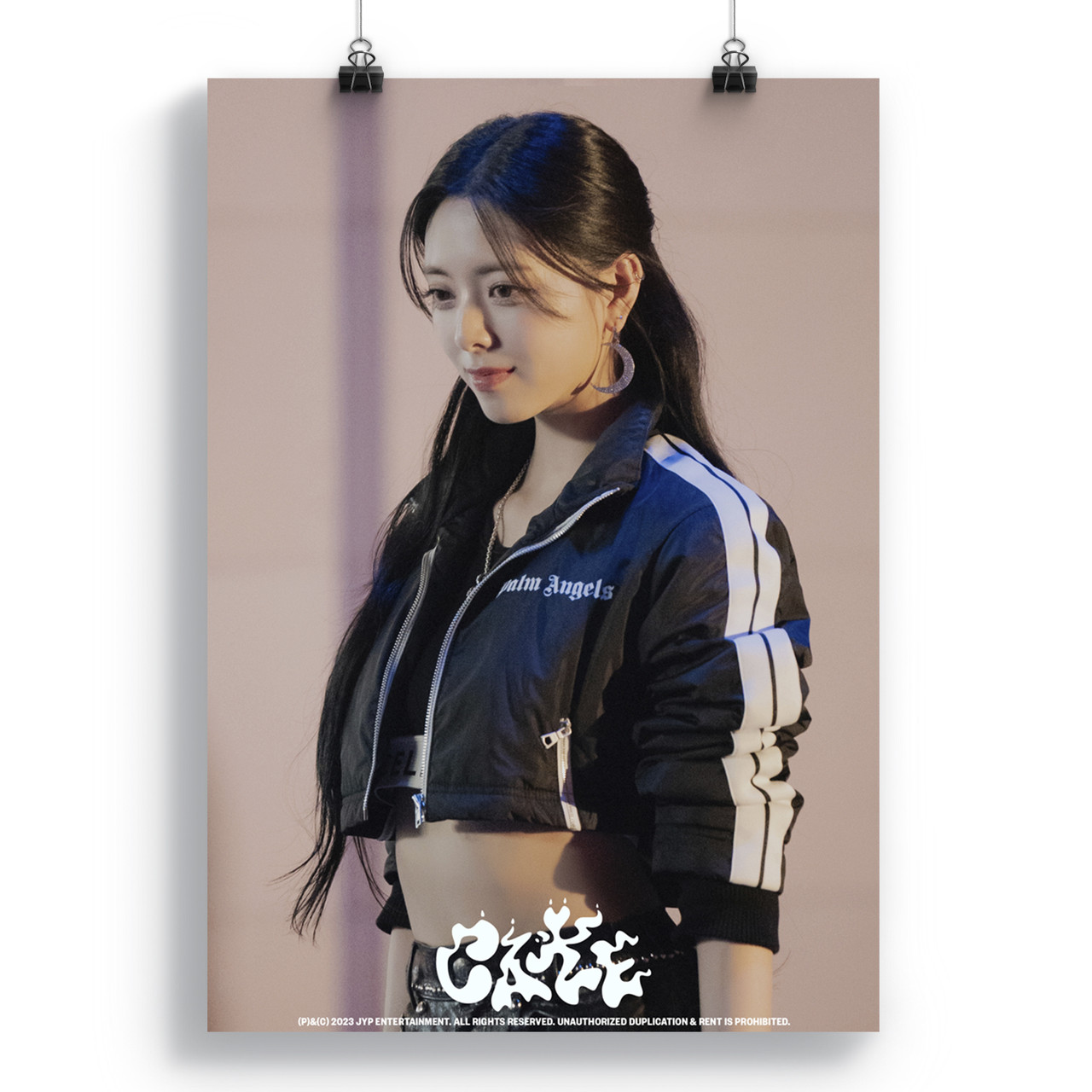 Плакат ITZY 29 Yuna