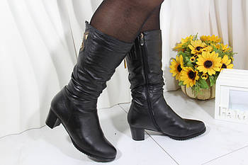 Зимові жіночі чоботи Battine M1207 шкіряні на підборах 36