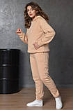Спортивний костюм жіночий на флісі бежевого кольору 165240L, фото 2