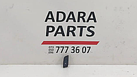 Кнопка центрального замка задняя правая для Audi A4 Ultra Premium 2016-2019 (8W0962108B5PR)