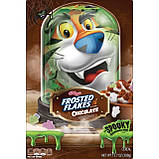 Пластівці Kellogg's Frosted Flakes Chocolate with Spooky Marshmallows Cold Breakfast Cereal 700.23g, фото 3