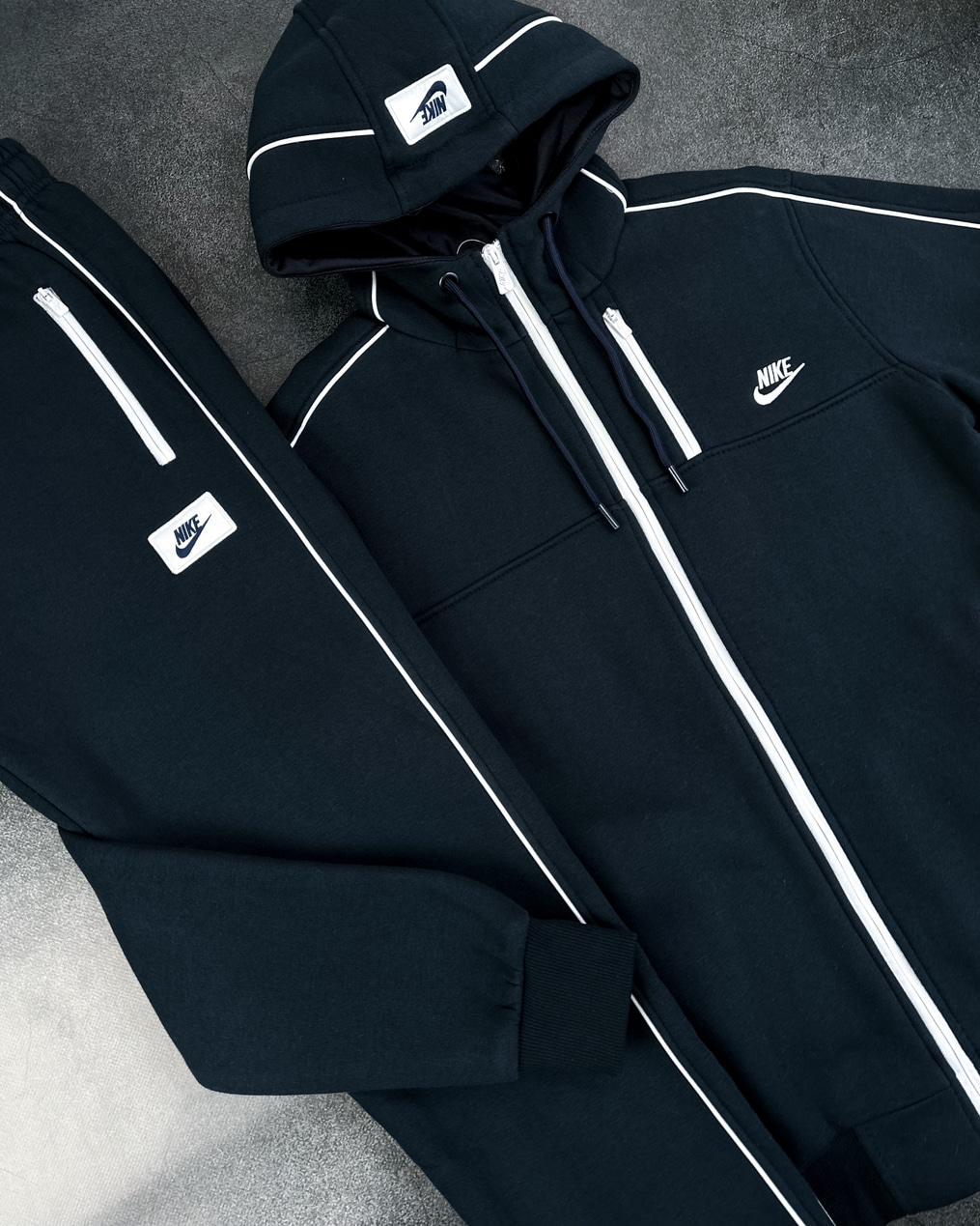 Nike modern discount fleece tracksuit