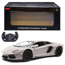 Машина Lamborghini, біла