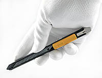 Нож строительный TAJIMA LC320B с выдвижным сегментным лезвием 9 мм угол наклона 30° (1101-0751)