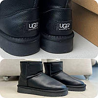 Ботинки UGG Ugg mini черн, бирка текстиль