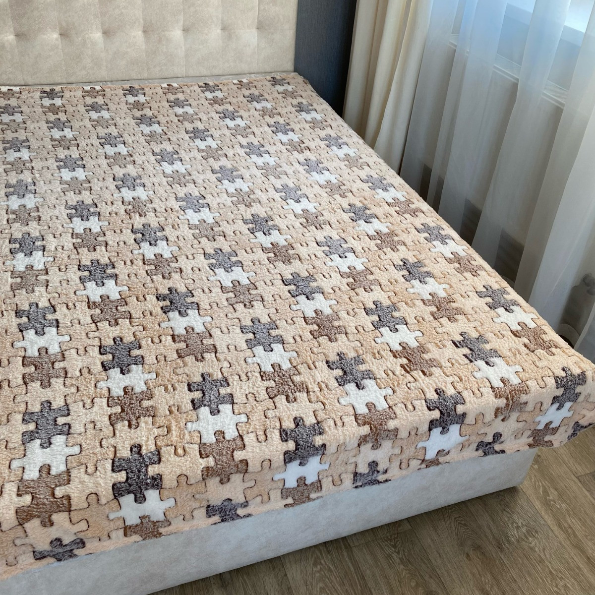 Плед полуторний KOLOCO "Стрижка" 150 х 210 см (38567) Пазли
