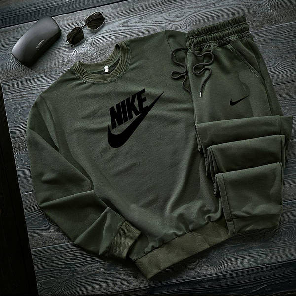 Green nike outfit best sale